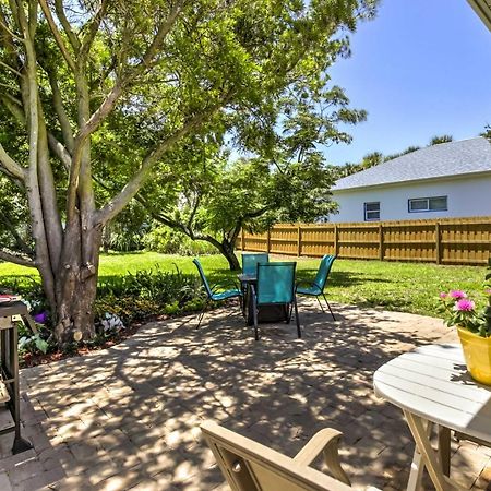 New Smyrna Beach Abode With Fire Pit, Walk To Beach! Villa Eksteriør billede