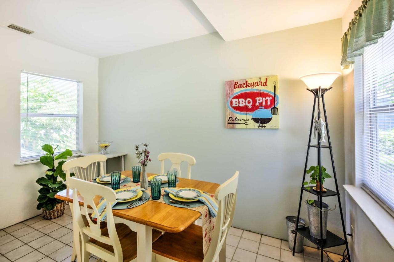 New Smyrna Beach Abode With Fire Pit, Walk To Beach! Eksteriør billede